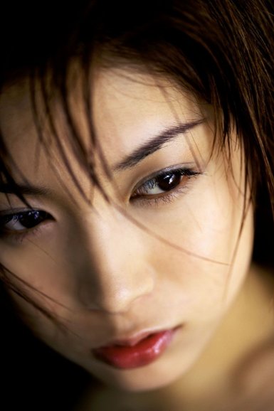 白皙干净的脸蛋,是衡量女神的标准:懂球帝官网(图1) 足球分析