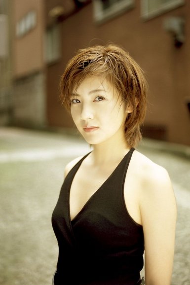 《生化危机2:重制版》玩家均可免费更换原版服装‘懂球帝’(图4) 足球分析